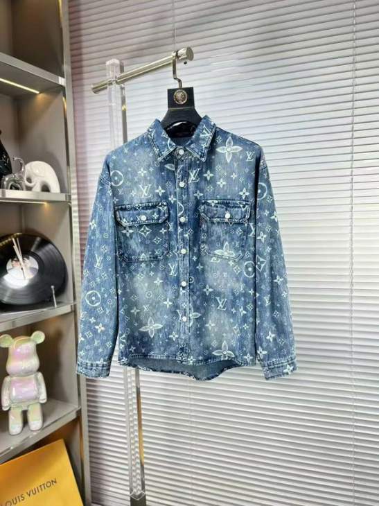 Picture of Louis Vuitton Jackets _SKULVM-3XL11Lr12532583